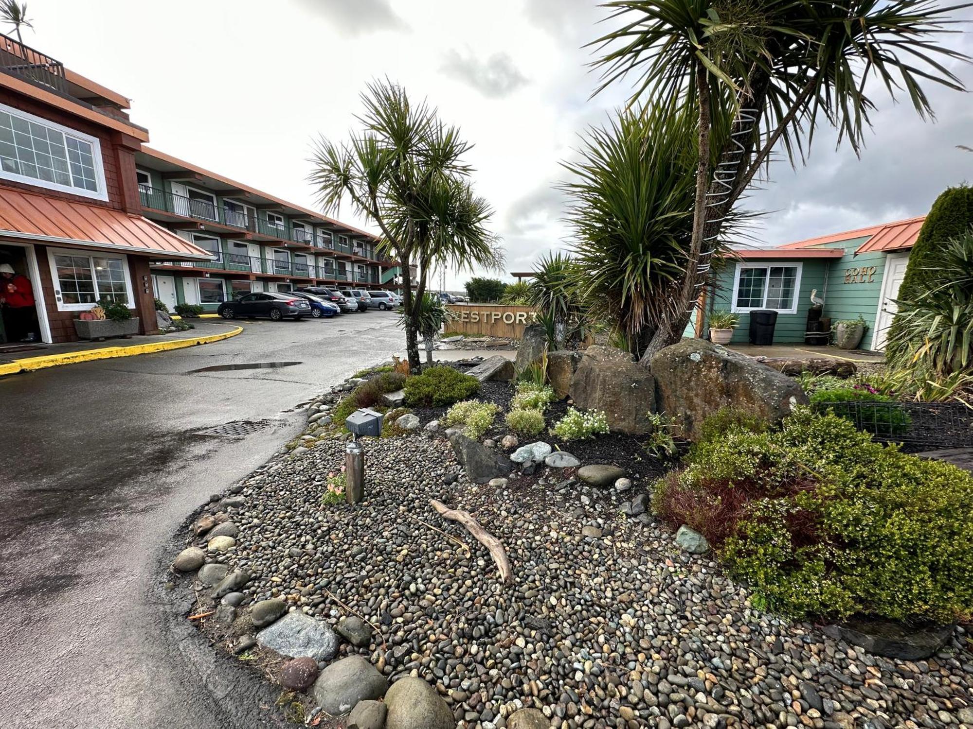 Westport Inn Exterior photo