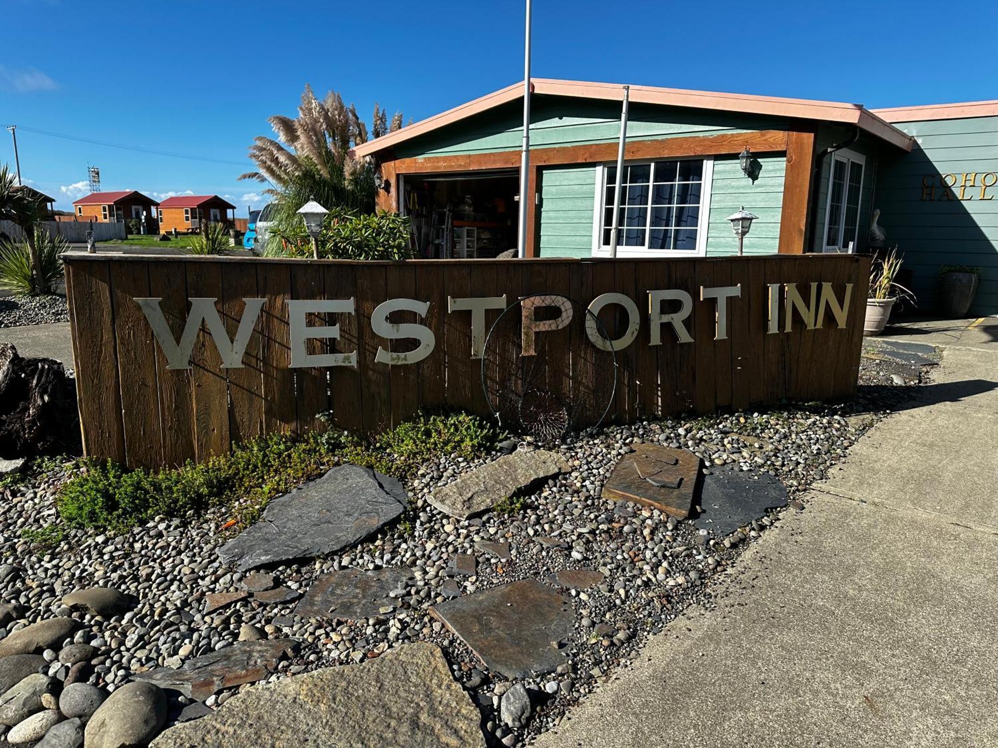 Westport Inn Exterior photo