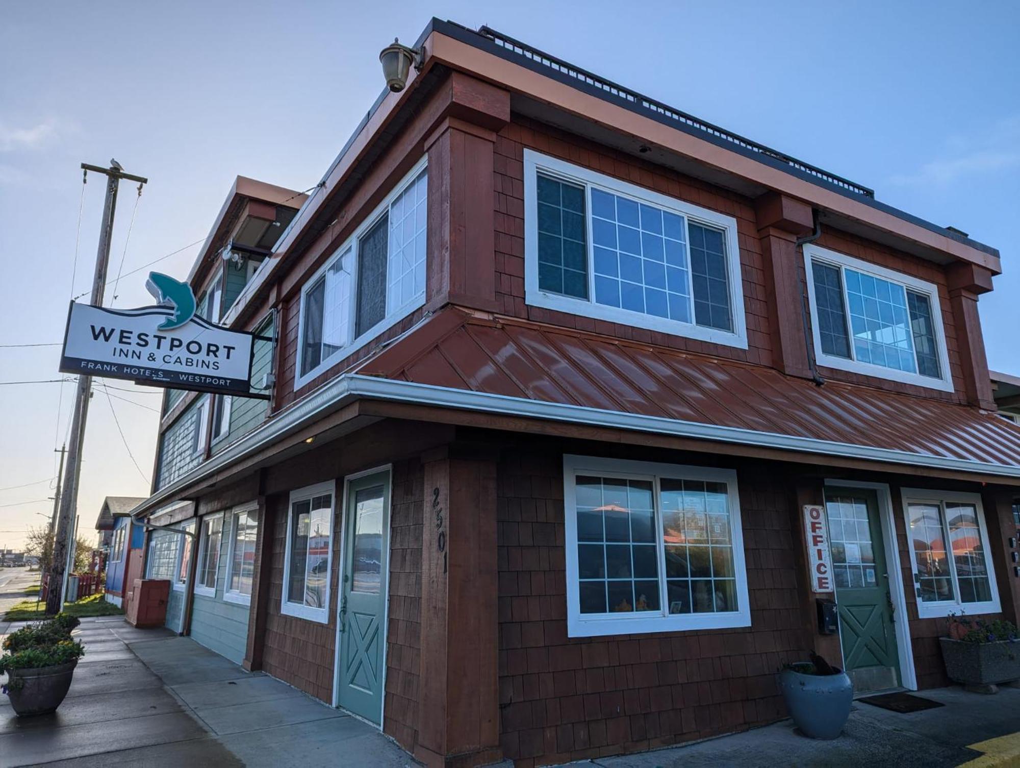 Westport Inn Exterior photo